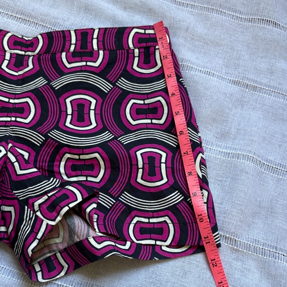 Club Monaco Rimon Shorts With Geometric Pattern - Picture 11 of 12